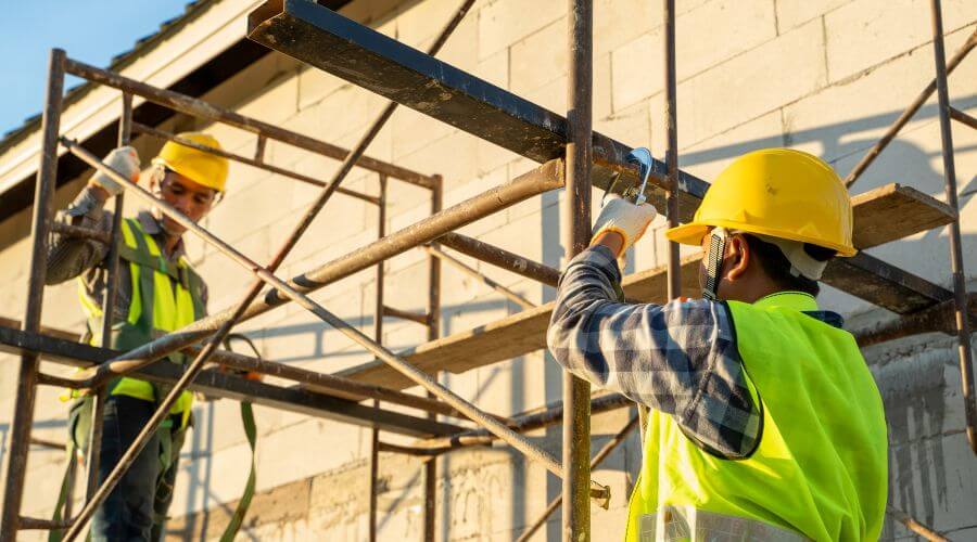 Professional fairlawn roofing services in Topinabee, MI